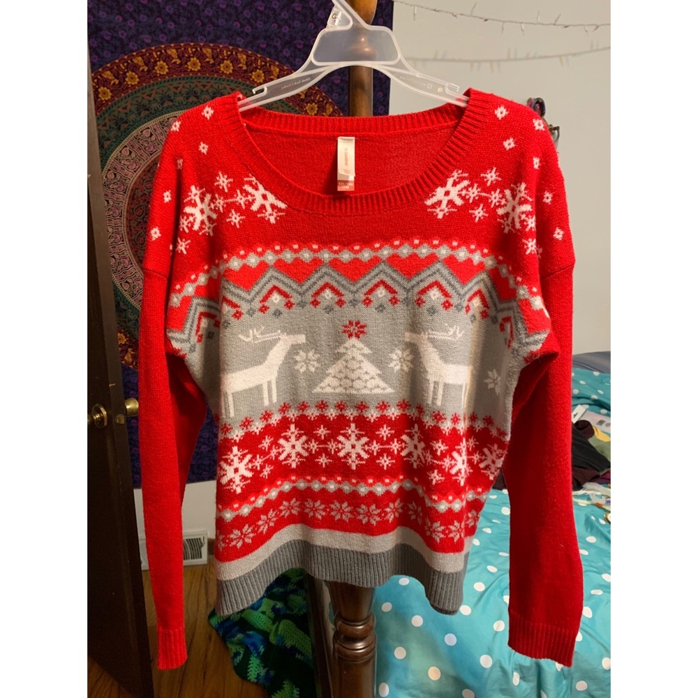 No Boundries Brand cute “ugly christmas sweater”